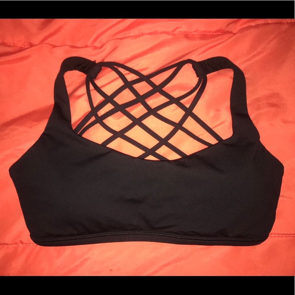 Lululemon sports bra